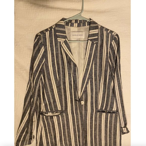 Cupcakes & Cashmere Striped Blazer - Picture 1 of 3